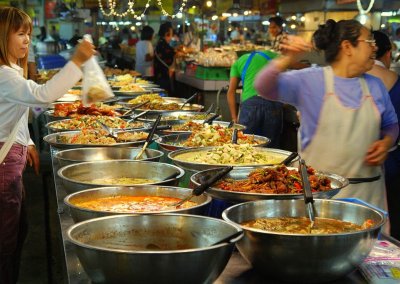 Thai_market_food_01.jpg