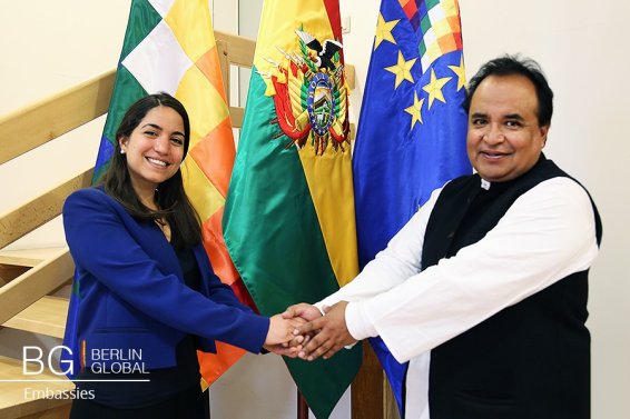 amb-bolivia2.jpg