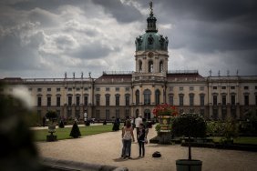 charlottenburg-palace_14912860667_o.jpg