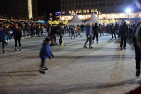 weihnachtsmarkt---alexanderplatz_15788268609_o.jpg