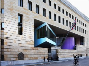 2015_07_30-British-Ambassador-to-Germany-Promoted-to-Head-of-Diplomatic-Service-2.jpg