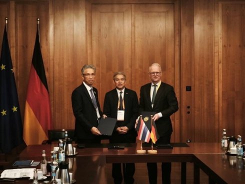 20250402_Thailand_and_Germany.jpg