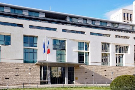 20260416_EUROPE_French_Embassy.jpg