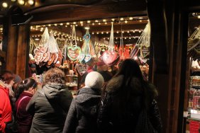 weihnachtsmarkt---alexanderplatz_15352015954_o.jpg