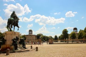 charlottenburg-palace_14732160485_o.jpg