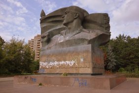 ernst-thlmann-monument_14941666019_o.jpg