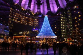 weihnachtsmarkt---potsdamer-platz_15788541517_o.jpg