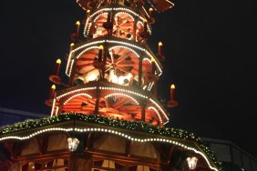 weihnachtsmarkt---alexanderplatz_15973616062_o.jpg