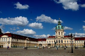 charlottenburg-palace_15040087806_o.jpg