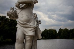 sculpture-near-charlottenburg-palace_14912828698_o.jpg