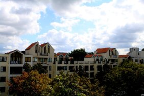 adenauerplatz-neighbourhood_14979519905_o.jpg