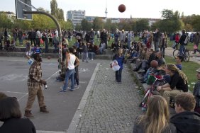 mauerpark_15342684489_o.jpg
