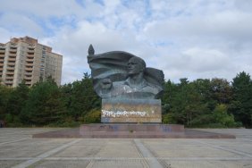ernst-thlmann-monument_15127988012_o.jpg