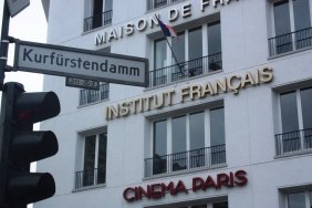 maison-de-france_15043110065_o.jpg