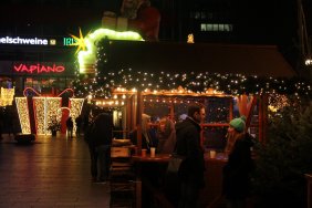 weihnachtsmarkt---gedaechtniskirche_15988572511_o.jpg