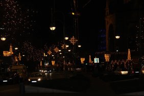 weihnachtsmarkt---gedaechtniskirche_15990551415_o.jpg