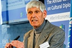 Gert_Weisskirchen_BEF_2017_BG.jpg