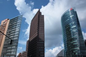 postdamer-platz_14844945877_o.jpg