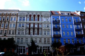 colorful-buildings_14793050698_o.jpg