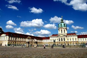 charlottenburg-palace_14876438240_o.jpg