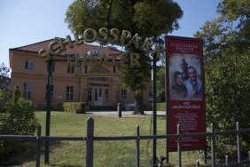 schlosspark-theater-steglitz_14952073717_o.jpg