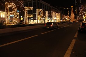 weihnachtsmarkt---gedaechtniskirche_15368303834_o.jpg