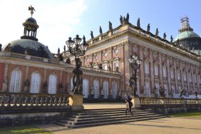new-palace_15146337802_o.jpg