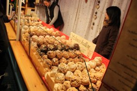 weihnachtsmarkt---potsdamer-platz_15788540027_o.jpg