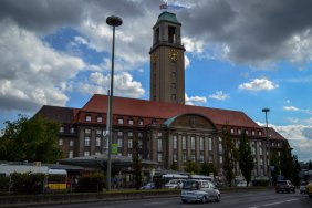 brgeramt-rathaus-spandau_15041999482_o.jpg