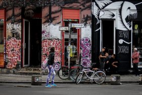 street-art-in-kreuzberg_14981118992_o.jpg