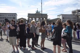 city-tour-brandenburger-tor_14383927160_o.jpg