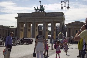brandenburger-tor_14384147267_o.jpg