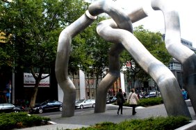 art-structure-at-kurfrstendamm_14979495605_o.jpg