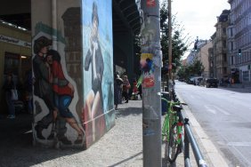 graffiti-in-prenzlauer-berg_14974698861_o.jpg