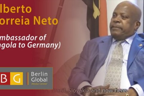 Interviews AMB DE_Alberto-Correia-Neto.jpg