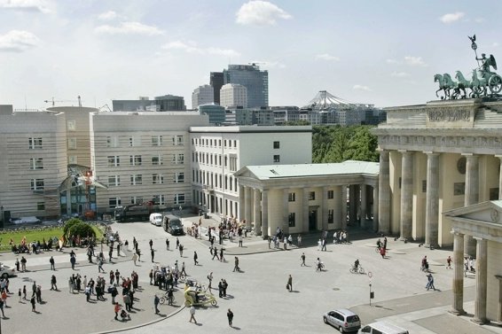 Germany_Berlin_EXT3_944_1.jpg