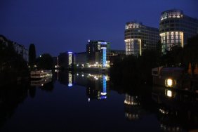 federal-ministry-of-the-interior-by-night_15064010395_o.jpg