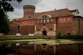 entrence-to-zitadelle-spandau_15096233771_o.jpg