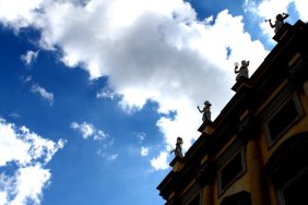 charlottenburg-palace_15062740532_o.jpg
