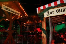 weihnachtsmarkt---gedaechtniskirche_15988586881_o.jpg